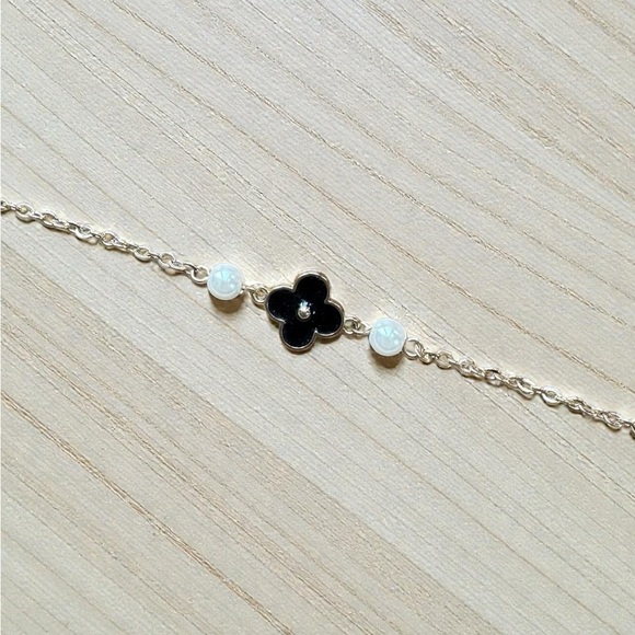Modital Bijoux Jewelry - Elegant Black and White Necklace